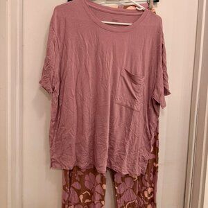 stars and above purple patterned matching pajama set